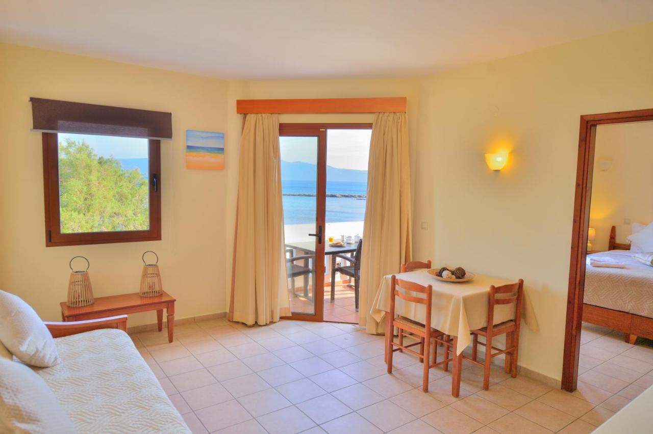 Maria Beach Hotel Kissamos Exterior photo