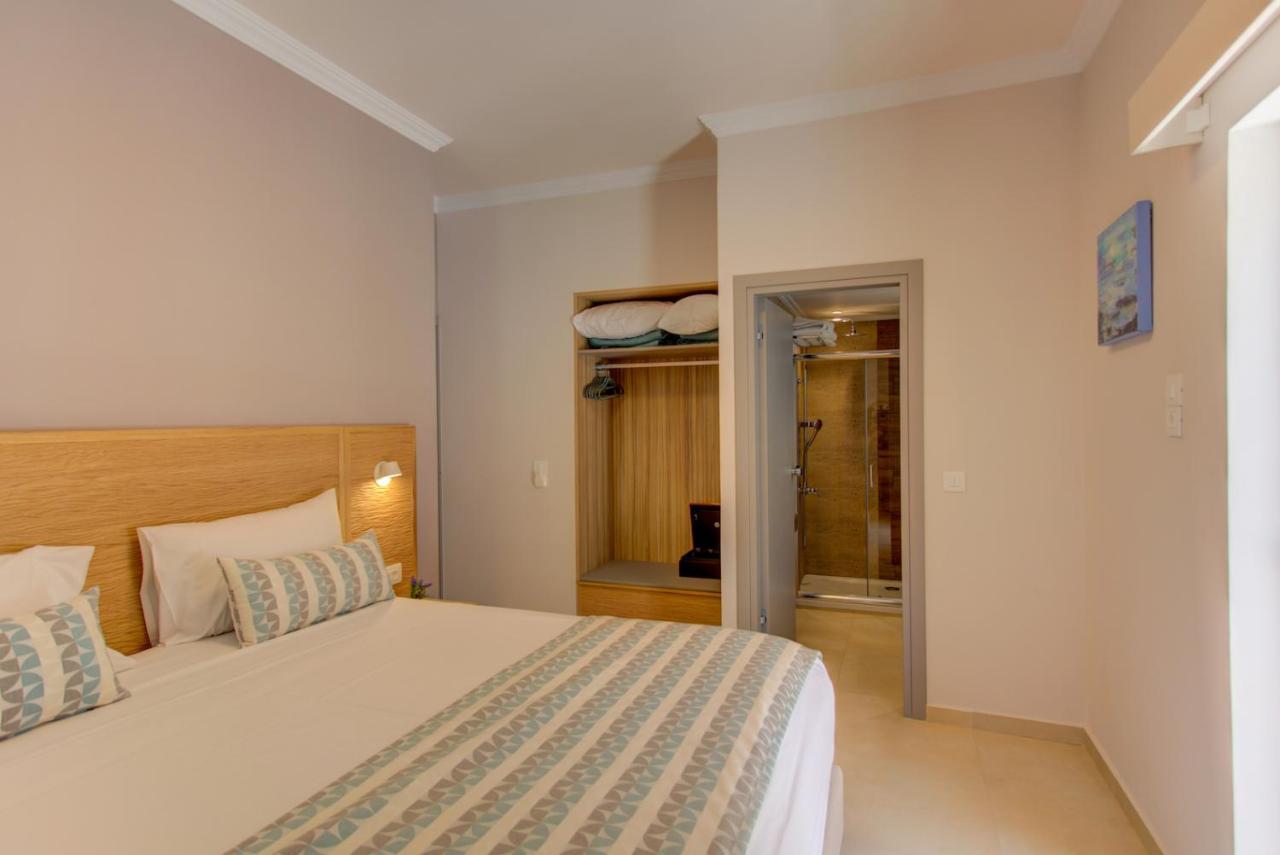 Maria Beach Hotel Kissamos Exterior photo